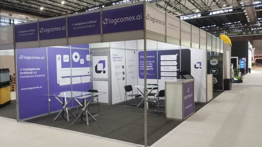 Estrutura de stand da Totale na Logistique 2026
